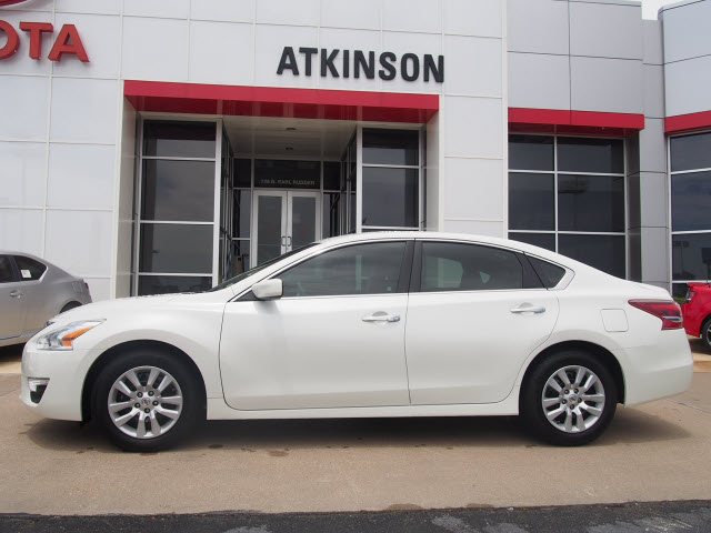 White Nissan Altima >> 2013 Pearl White Nissan Altima Sedans Theeagle Com White Nissan Altima >> 2013 Pearl White Nissan Altima Sedans Theeagle Com