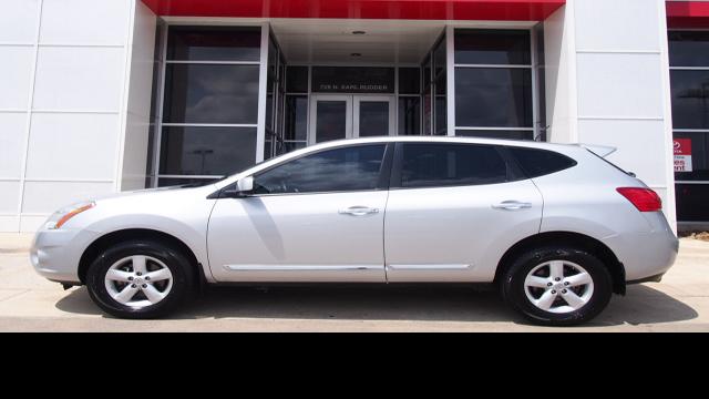 2013 Brilliant Silver Nissan Rogue Suvs Theeagle Com