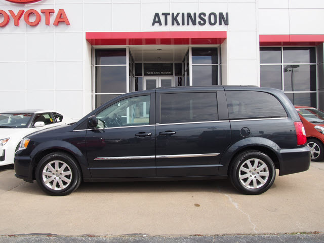 town & country vans