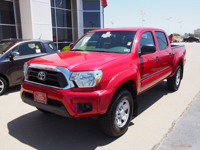 2012 Barcelona Red Metallic Toyota Tacoma Trucks