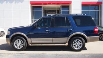 Research 2012
                  FORD Expedition pictures, prices and reviews