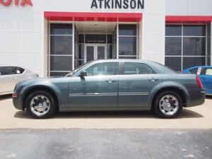 2005 chrysler 300 hubcaps