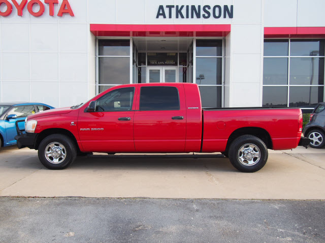 2006 Flame Red Clearcoat Dodge Ram 2500 Trucks