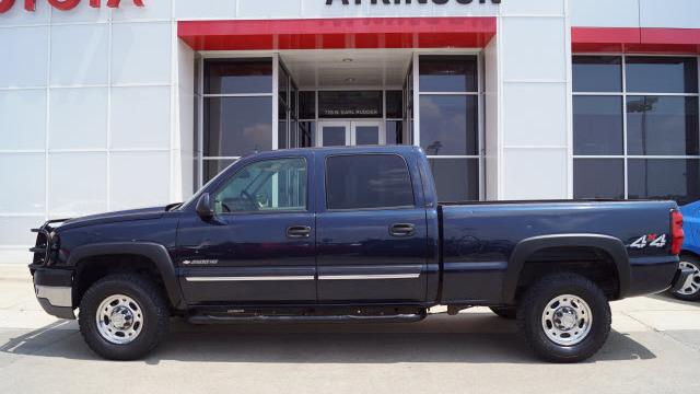 2005 Dark Blue Metallic Chevrolet Silverado 2500hd
