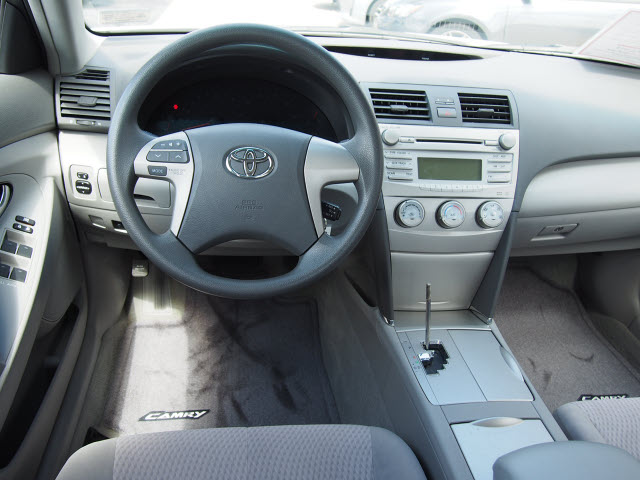 2011 Super White Toyota Camry Sedans Theeagle Com