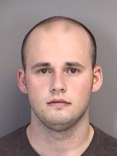 Jailer gets time behind bars for smuggling tobacco in to inmates