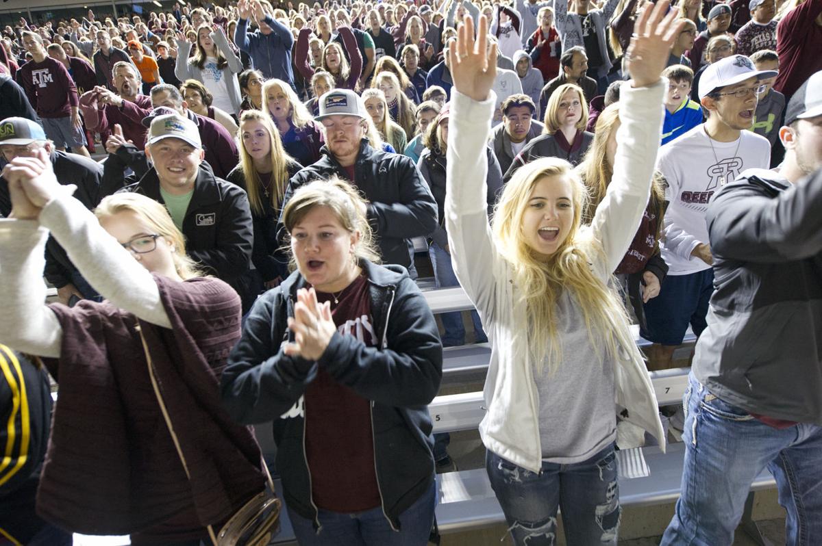 Midnight Yell 30.jpg