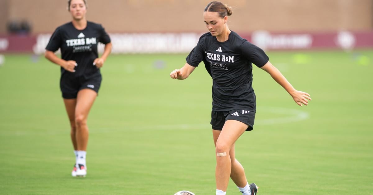 071726-bcs-sports-AggieSoccer-014.JPG