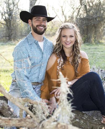Huteson-Tomkivits Engagement