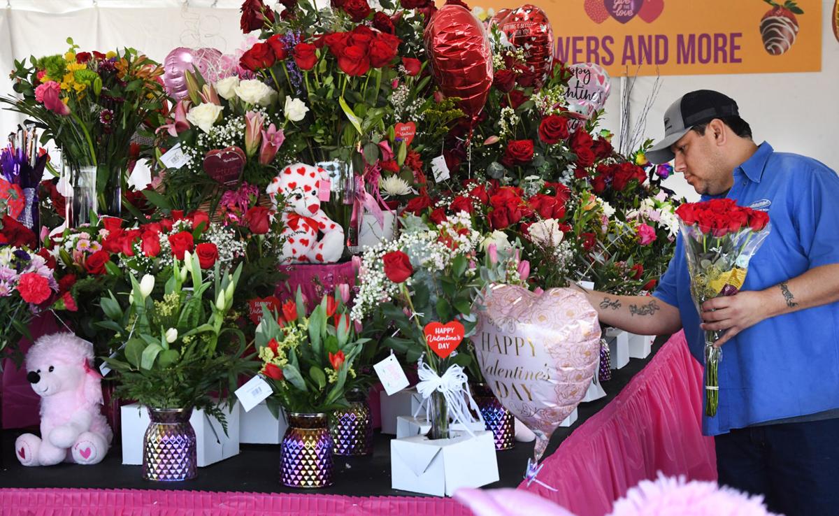 For Floral Industry Months Of Planning Go Into Valentine S Day Latest Headlines Theeagle Com