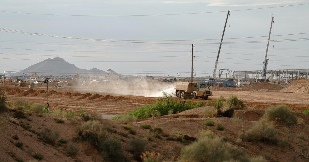 New Mexico and El Paso spent millions on climate plans. Three new data centers could undo them. Oct 14, 2026 Oct 14, 2026