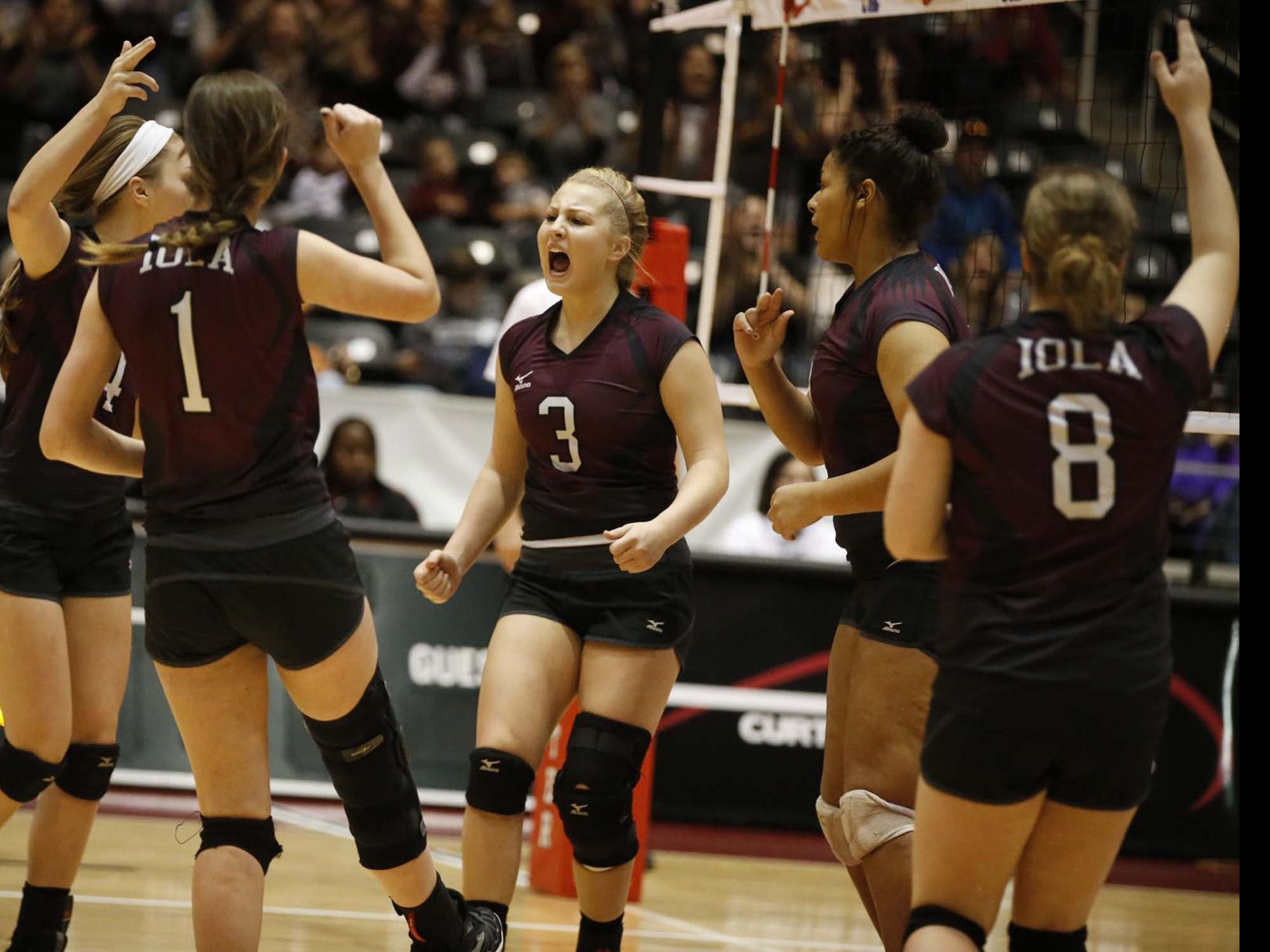 Iola Volleyball Climbs To No 2 On The Texas Girls Coaches Association S Volleyball Poll Sports News Theeagle Com
