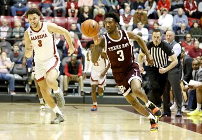 Jackson Gives Texas A M Men S Basketball Lift In Win Over Alabama