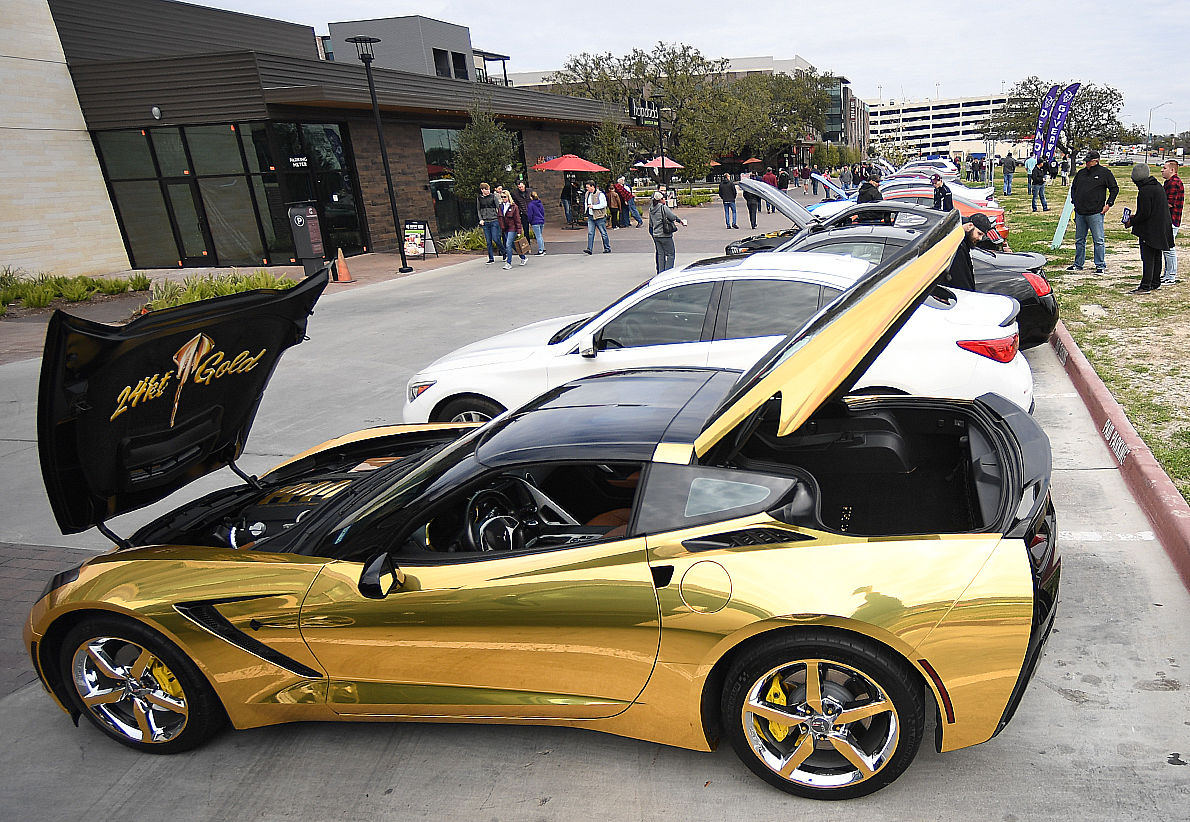 Coffee and Cars 11.jpg