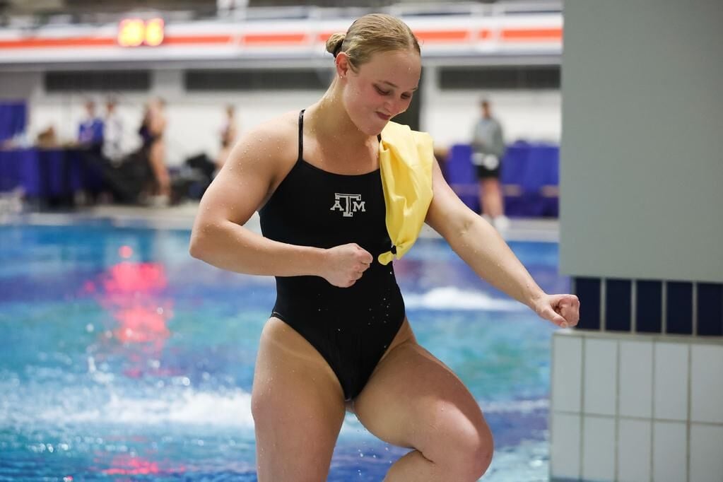 Women-only swim hours at Auburn pool