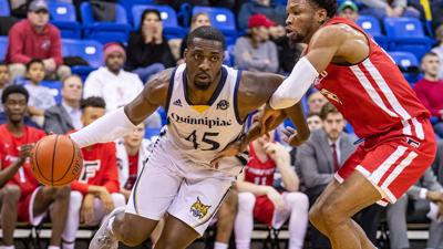 Texas A M Men S Basketball Team Signs Quinnipiac Graduate Transfer