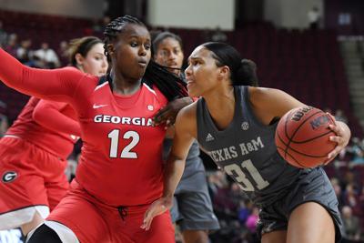 Jones Helps No 15 Texas A M Women S Basketball Team Hold Off