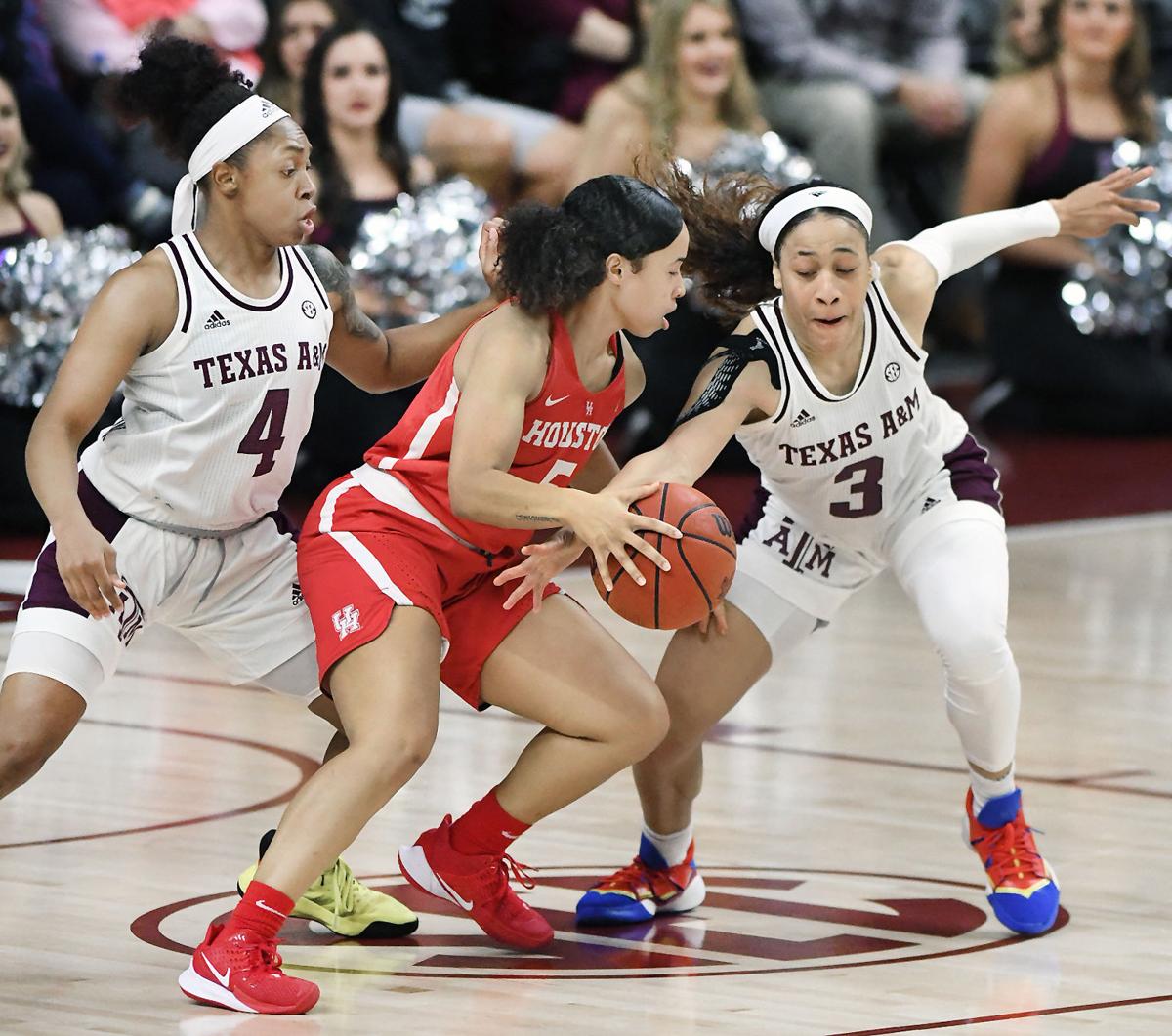Gary Blair Notches 800th Win As Aggie Women Rout Houston Sports