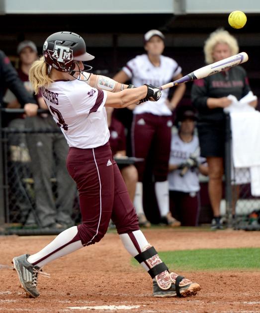 Texas A M Softball Beats South Carolina In Extra Innings Aggie Sports 
