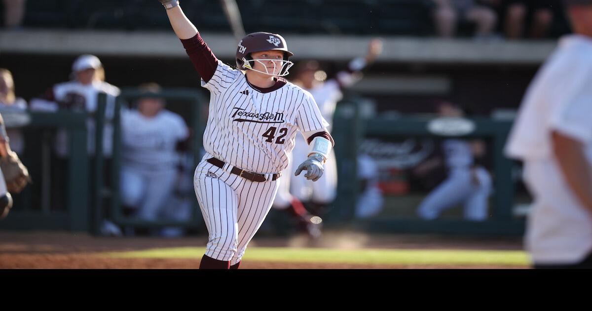 Texas A&M Aggies Baseball Bats Home Plate Short Sleeve Tee