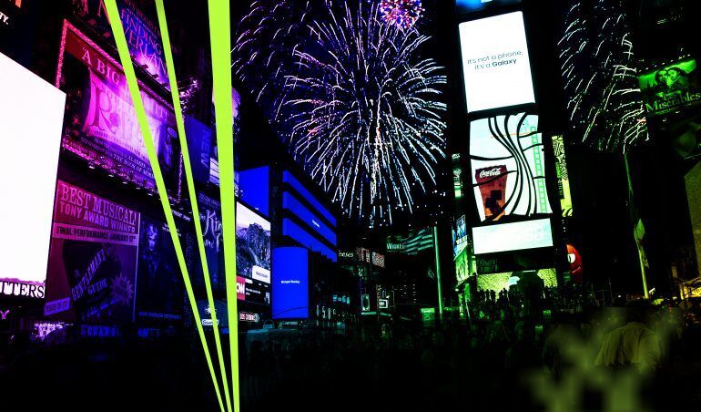 Travel rewards could help fund your trip to New York to see the Times Square New Year’s Eve ball drop; don’t forget to bring your proof of vaccination and photo ID.