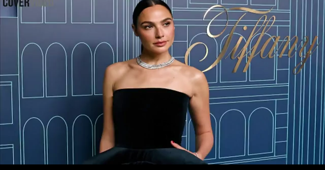 Gal Gadot Talks Fighting In A Gown in Red Notice: Interview - Netflix Tudum