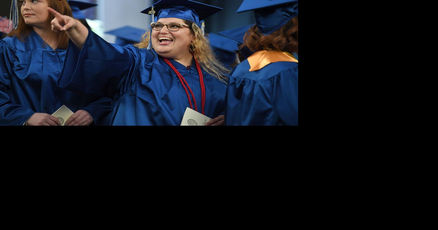 Gallery Blinn College District's 2019 fall commencement