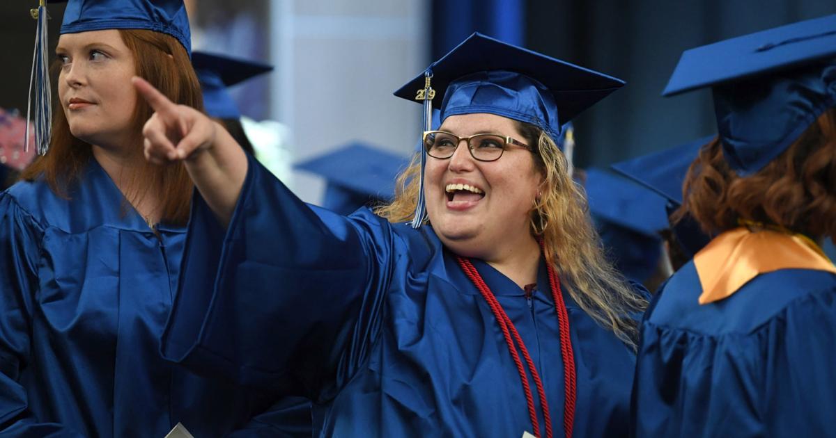 Gallery Blinn College District's 2019 fall commencement