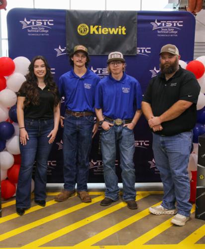 The TSTC Foundation receives gift for Diesel Equipment students