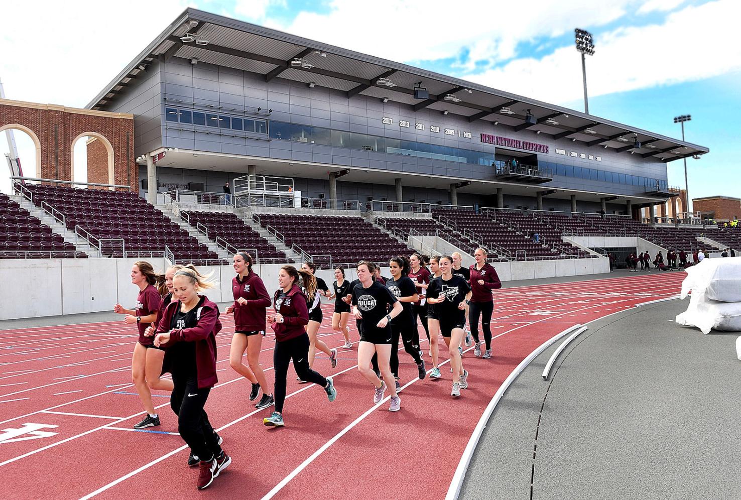 Texas A&M track and field teams take first steps in E.B. Cushing