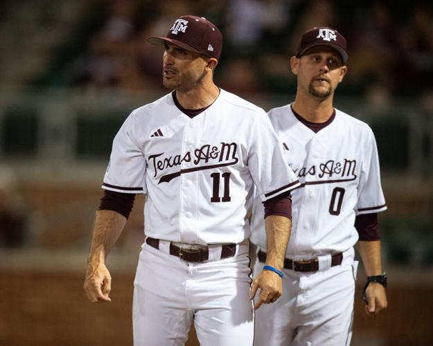 Texas A&M baseball coach Michael Earley ejected vs. Lamar