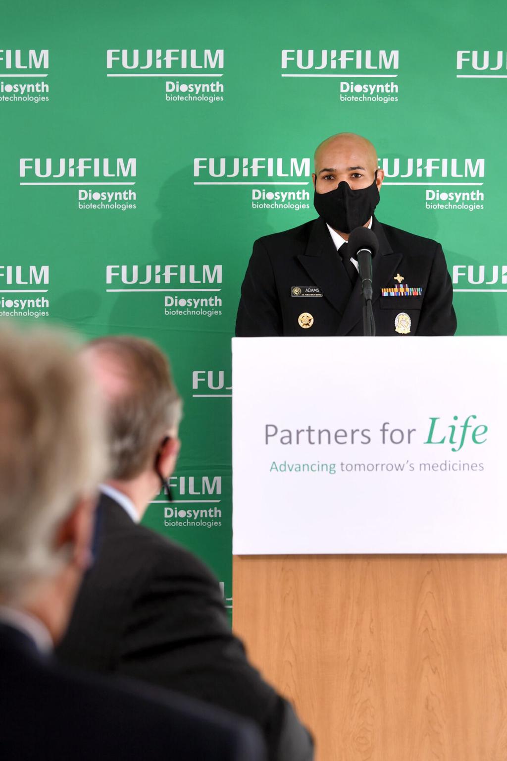 Us Surgeon General Adams Tours Fujifilm Talks Vaccines Local News Theeagle Com