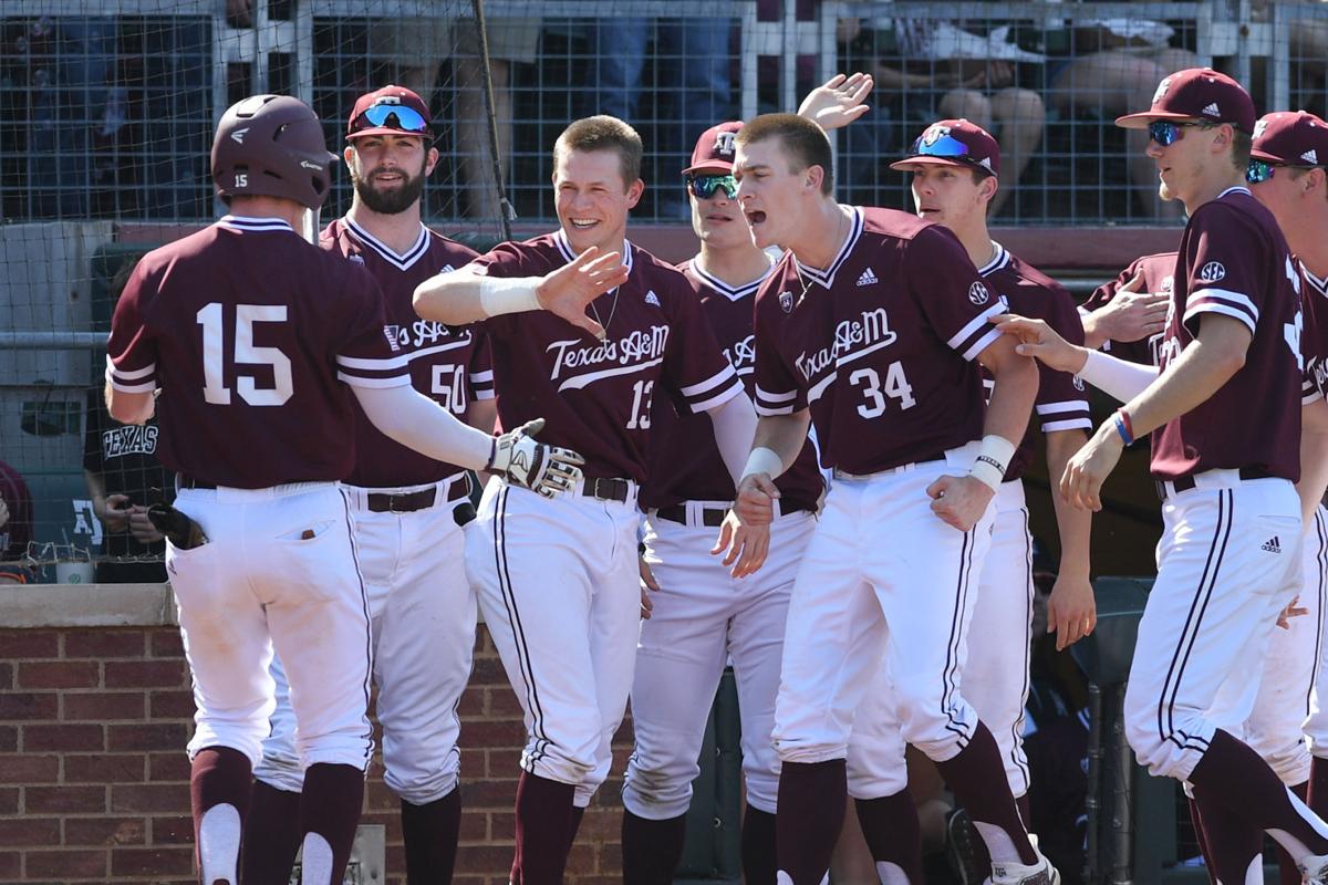 Texas A&M baseball team uses big fourth inning to beat Gonzaga 142