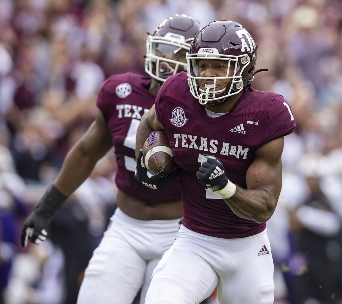 Aggie football mm five hansford td QUARTERS