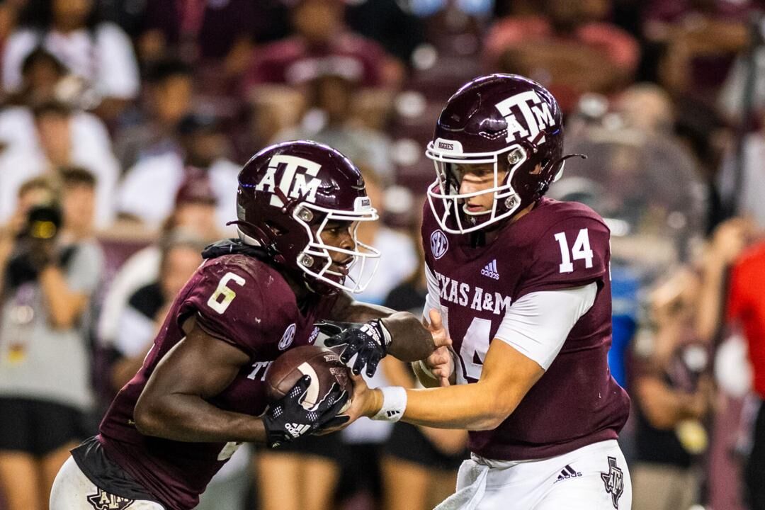 TxDOT signs support Texas A&M ahead of Arkansas game