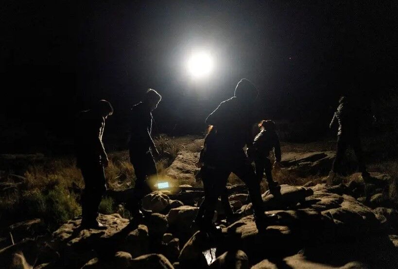 Border immigrants crossing