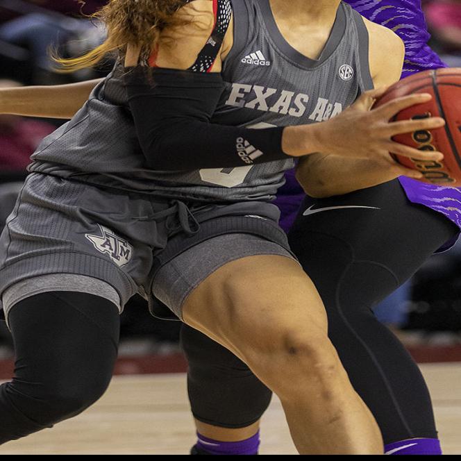 Texas A M S Chennedy Carter Expected To Go In Top Five Of Wnba