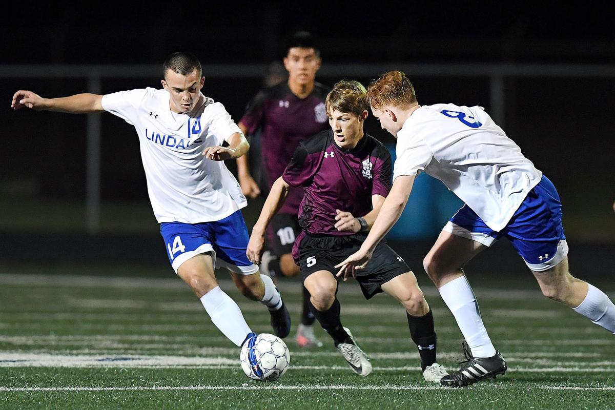 A&M Consolidated boys soccer team beats Lindale 31 in bidistrict