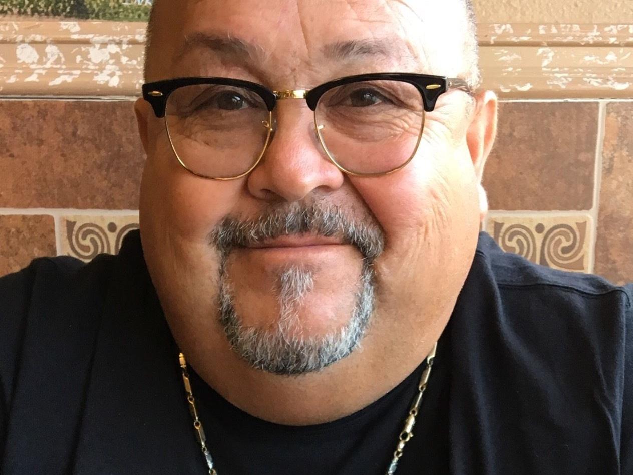 Eelodeon Celebrityhautespotraini And Rico Rodriguez Rock The Red