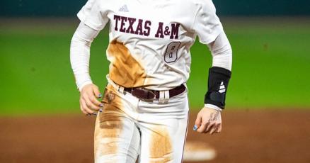 A&M rallies from 6-run deficit to beat Baylor in top 20 battle