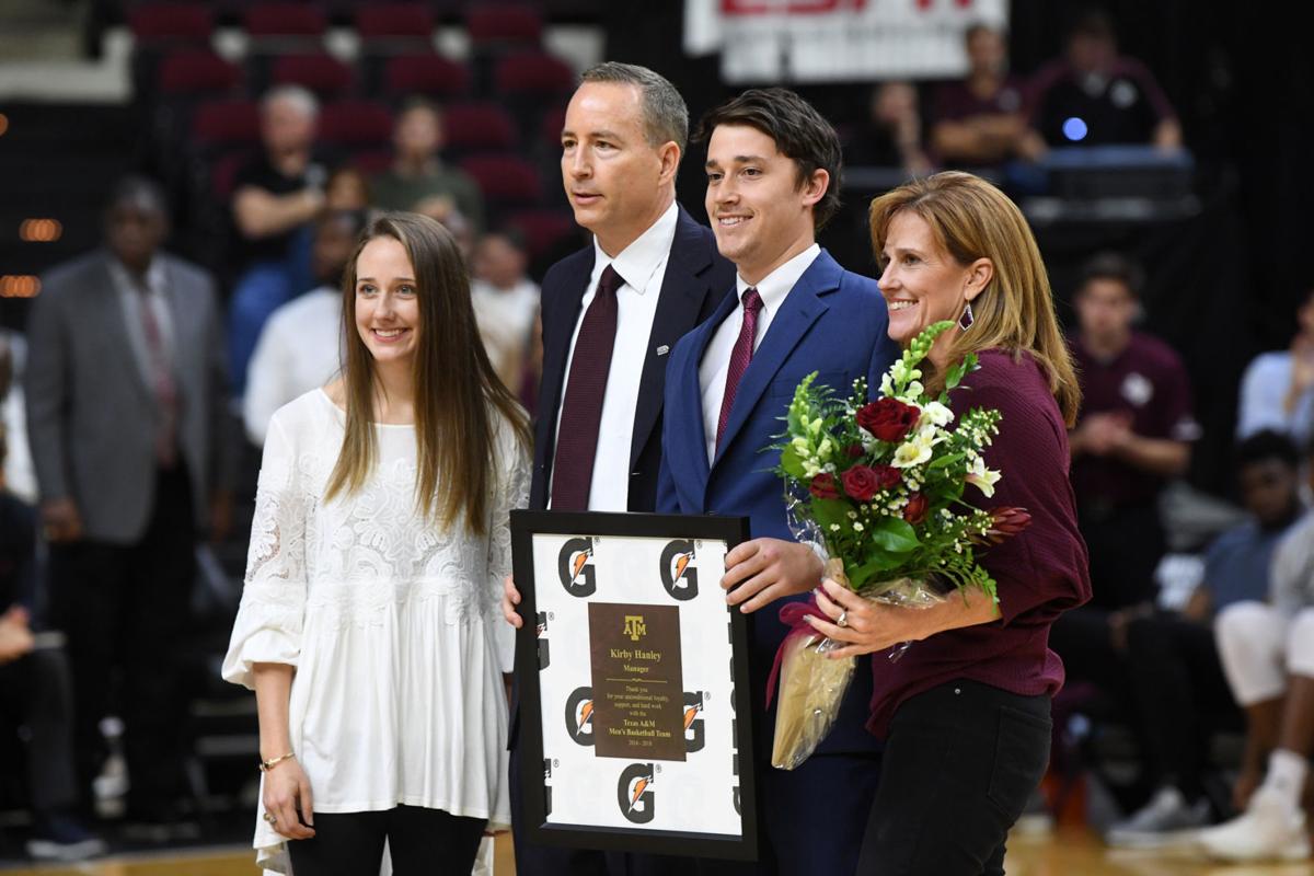 Senior Day Texas A M Defeats Alabama 68 66 Gallery Theeagle Com