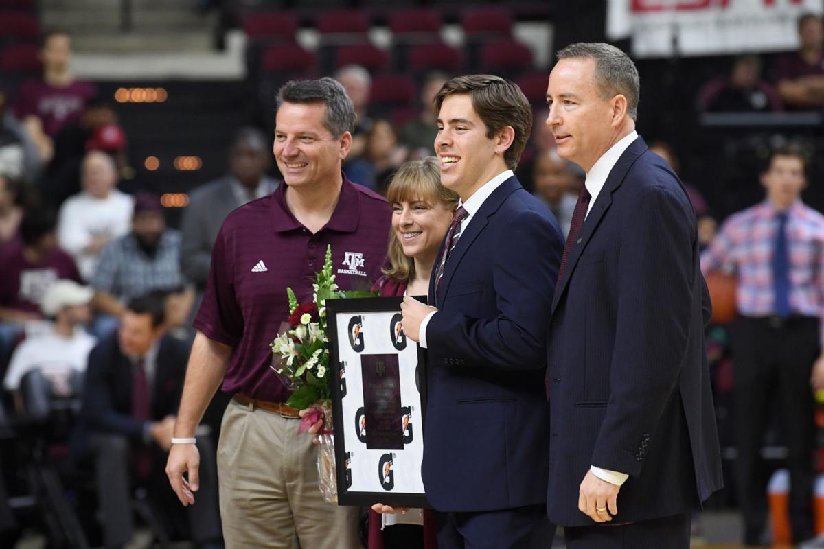 Senior Day Texas A M Defeats Alabama 68 66 Gallery Theeagle Com