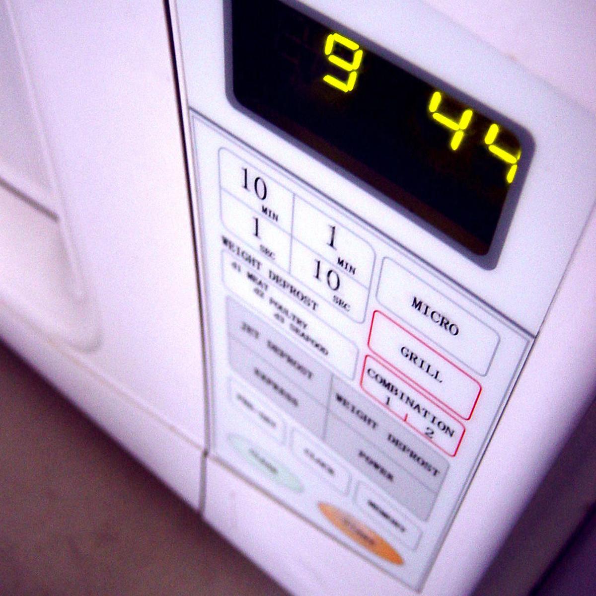 Adjusting Cooking Times Based On Microwave Wattage Lisa Fritz Theeagle On Microwave Wattage
