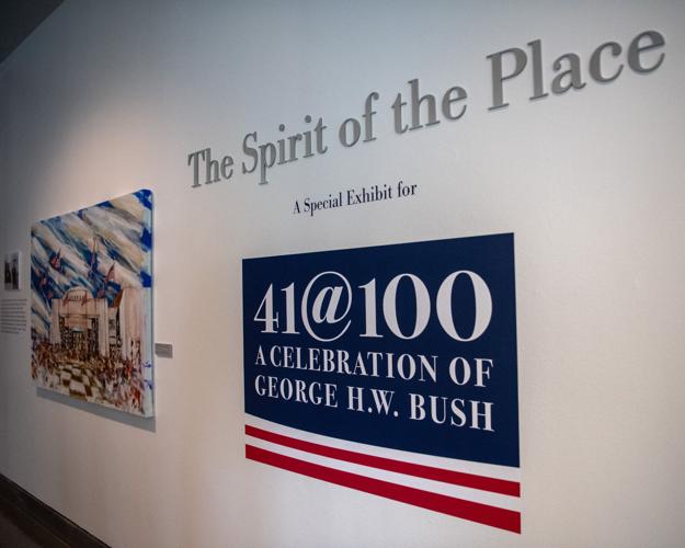 061124-bcs-news-BushLibrary-001.JPG