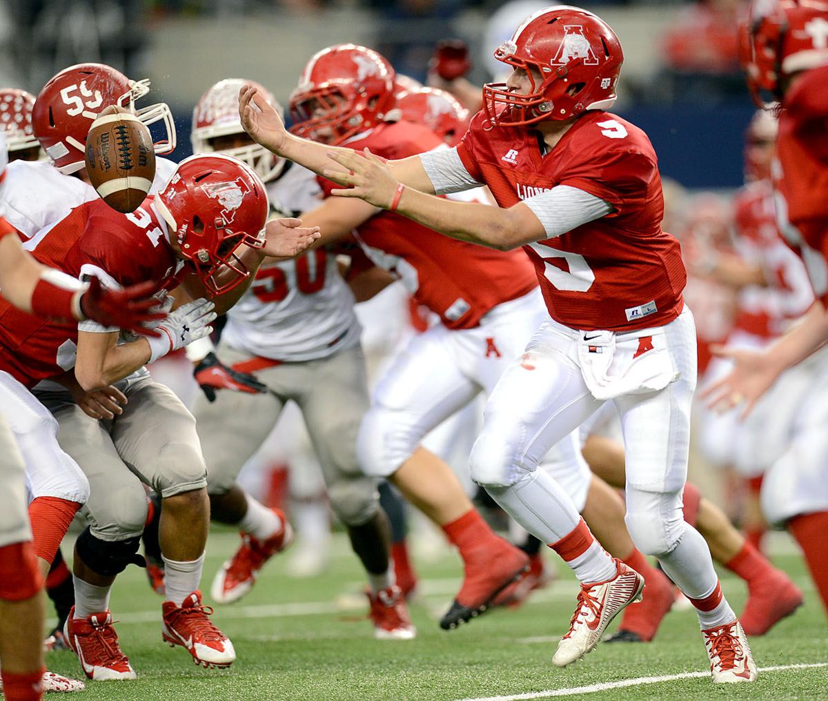 Bremond wins 2A Division II Football State Championship Gallery