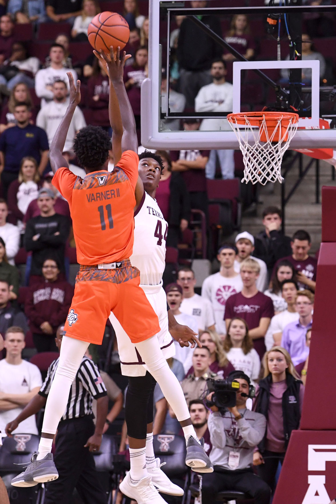 Texas A M Vs Texas Rio Grande Valley Men S Basketball Gallery Theeagle Com