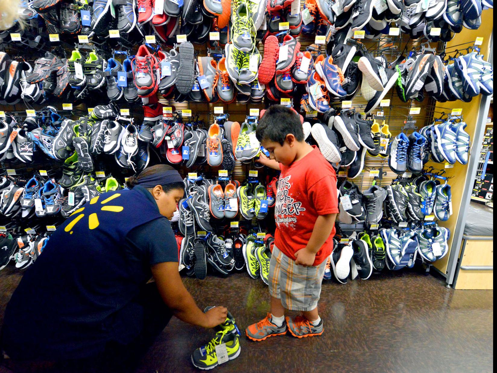 Salvation Army Wal Mart Team Up To Help Buy School Supplies For