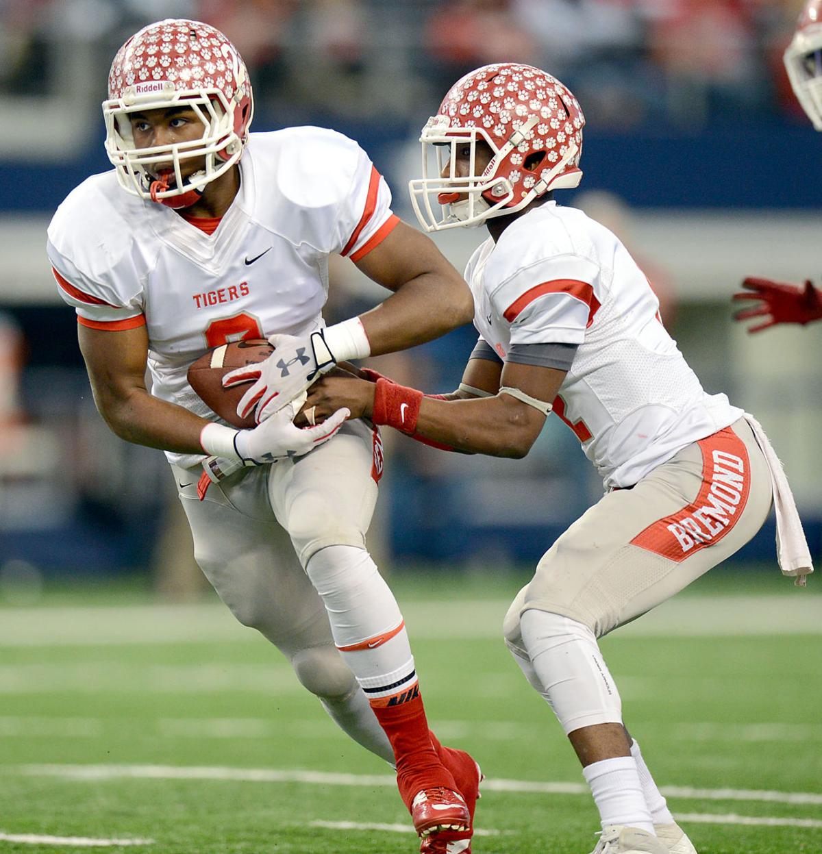 Bremond wins 2A Division II Football State Championship Gallery