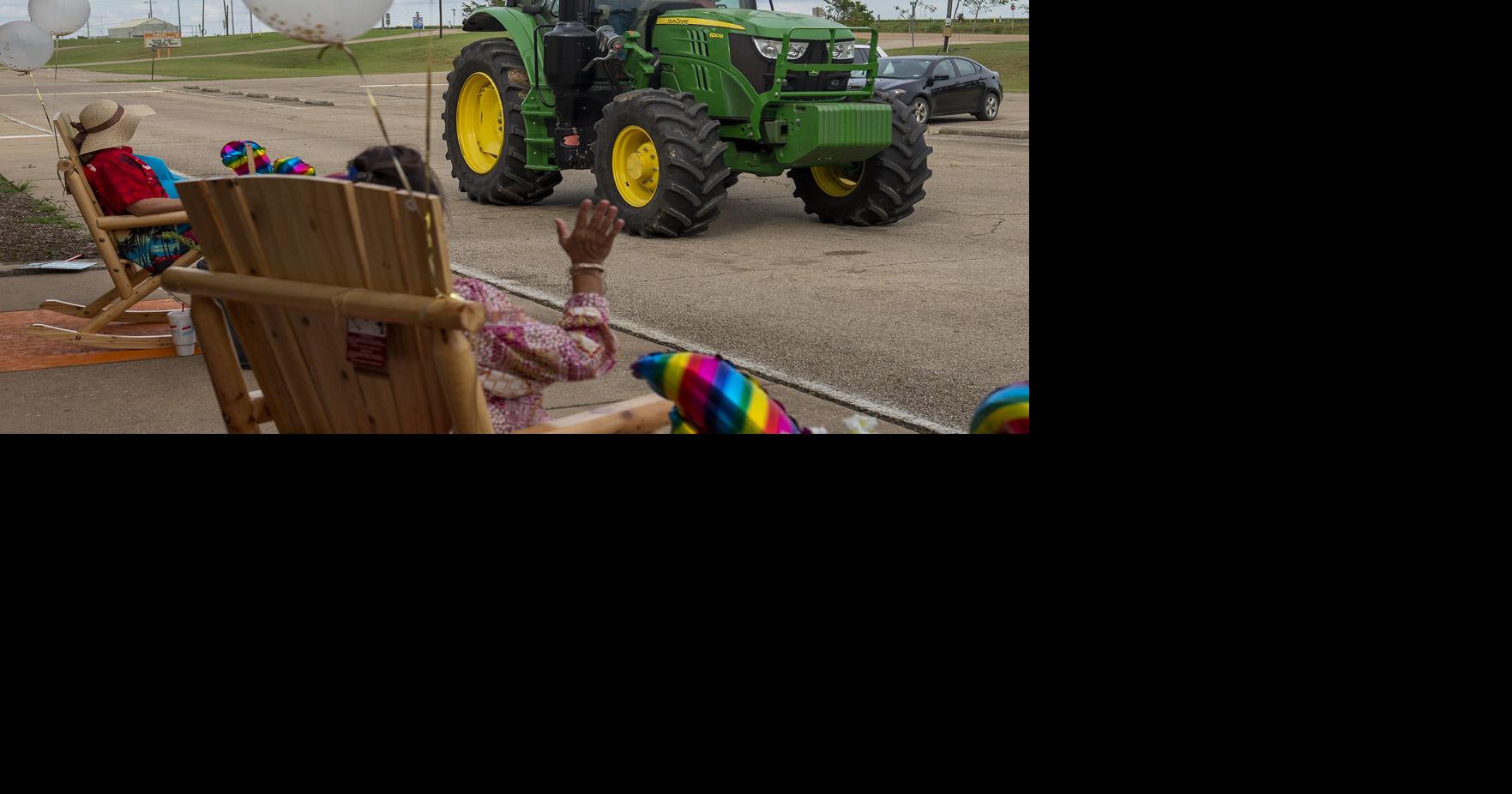 Gallery Caldwell ISD parade for retiring educators