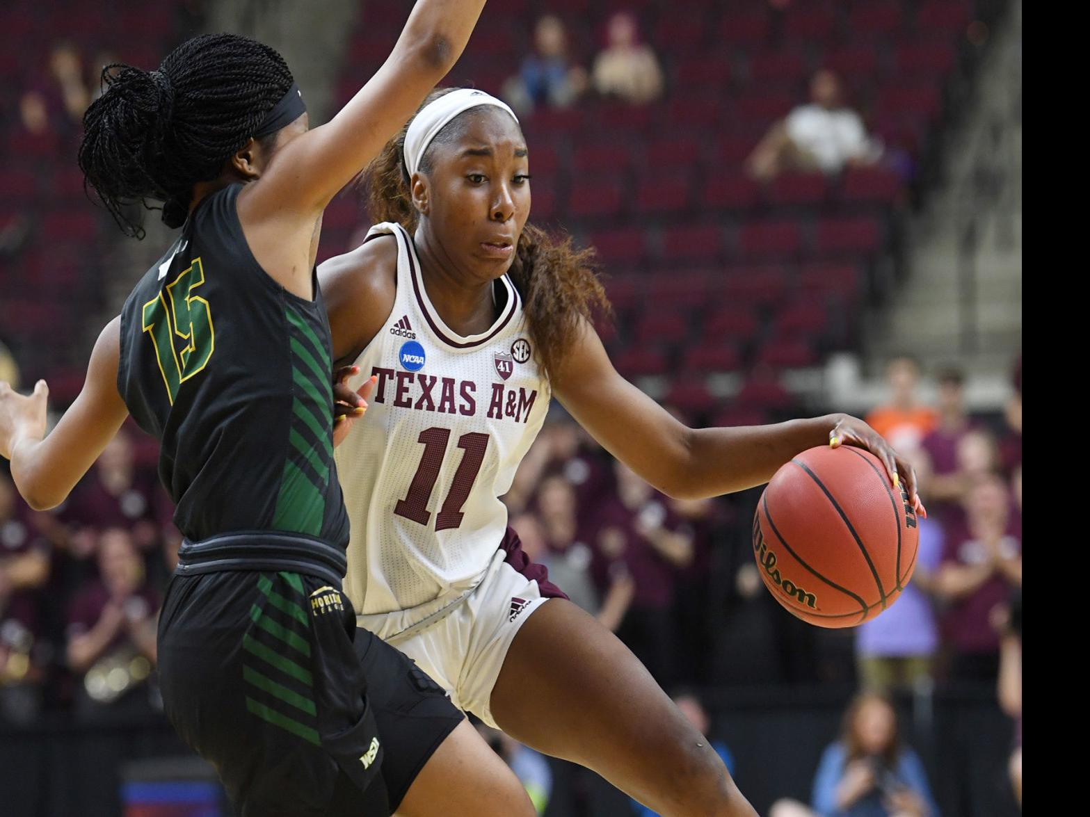 Texas A M Hosts Senior Heavy Marquette In Second Round Of Ncaa